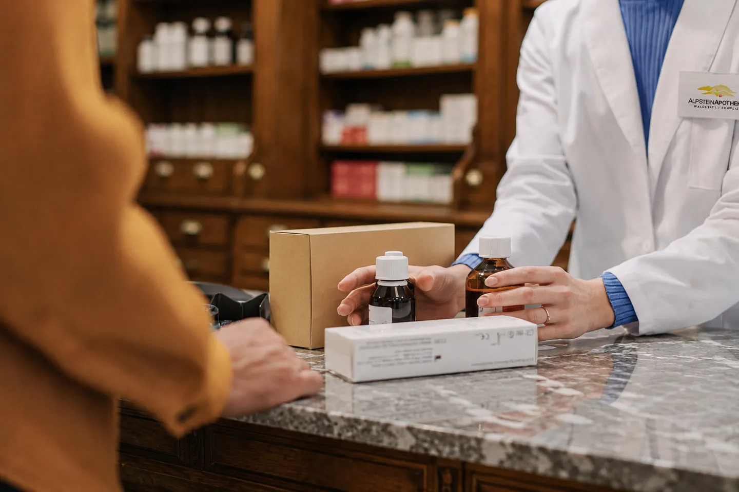 Komplementärmedizinische Produkte der Alpstein Apotheke